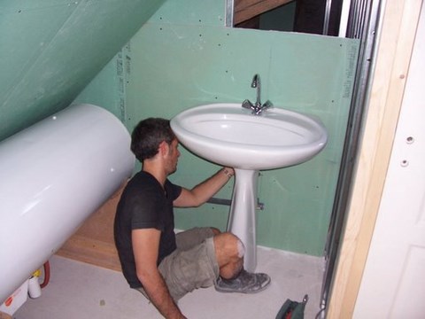 plomberie raccordement lavabo